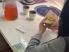 -洪氏嗨捞·广东猪肚鸡·椰子鸡火锅(西咸万象城店)
