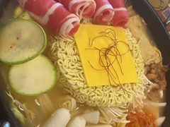 -WOW LUCKY创意韩料(龙阳广场店)