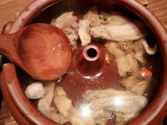 -云海肴·汽锅鸡·云南菜(天山百盛优客店)