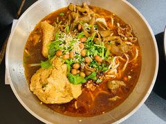 香辣肥肠豆花面-味研所·麵