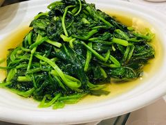 -泓历皇朝酒店(东亭店)