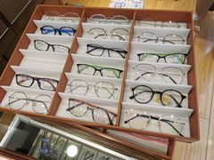 -广州宝岛眼镜武汉和光眼镜市场西区店