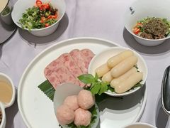 -红鼎豆捞·非遗鲍皇汤火锅(宝丰路店)