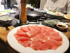 -大匠工房古船木艺术餐厅·猪肚鸡专门店(长白仙岛店)