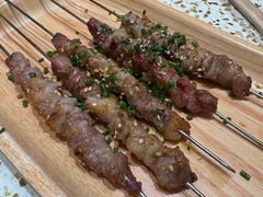 -小董哥烤串·爆汁大油边(故宫店)