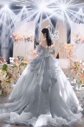 -艾米婚纱&婚礼策划