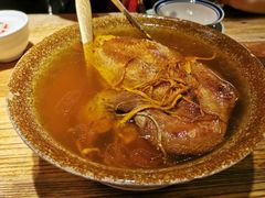 松茸藏香鸡-缘生态云南菜·野生菌庭院餐厅(华侨城店)
