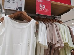 -优衣库(上海虹口龙之梦店)