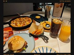 -必胜客(周浦万达店)