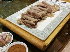 手抓黄牛肉-吴忠民族饭庄(利通南街店)