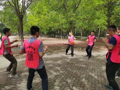 -亲兄弟真人CS团建拓展基地