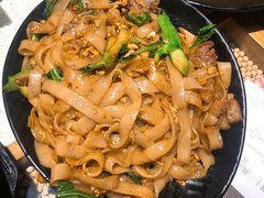 干炒牛河-潮十三潮汕砂锅粥(高新四路大都荟店)