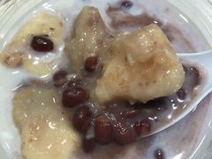 红豆香芋加鲜奶-百花传统甜品店(原址店)