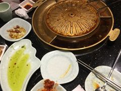 -猪啊牛呀羊啊铜盘烤肉(正大广场店)