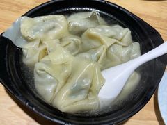 大馄饨砂锅-朱鸿兴面馆(镇湖店)
