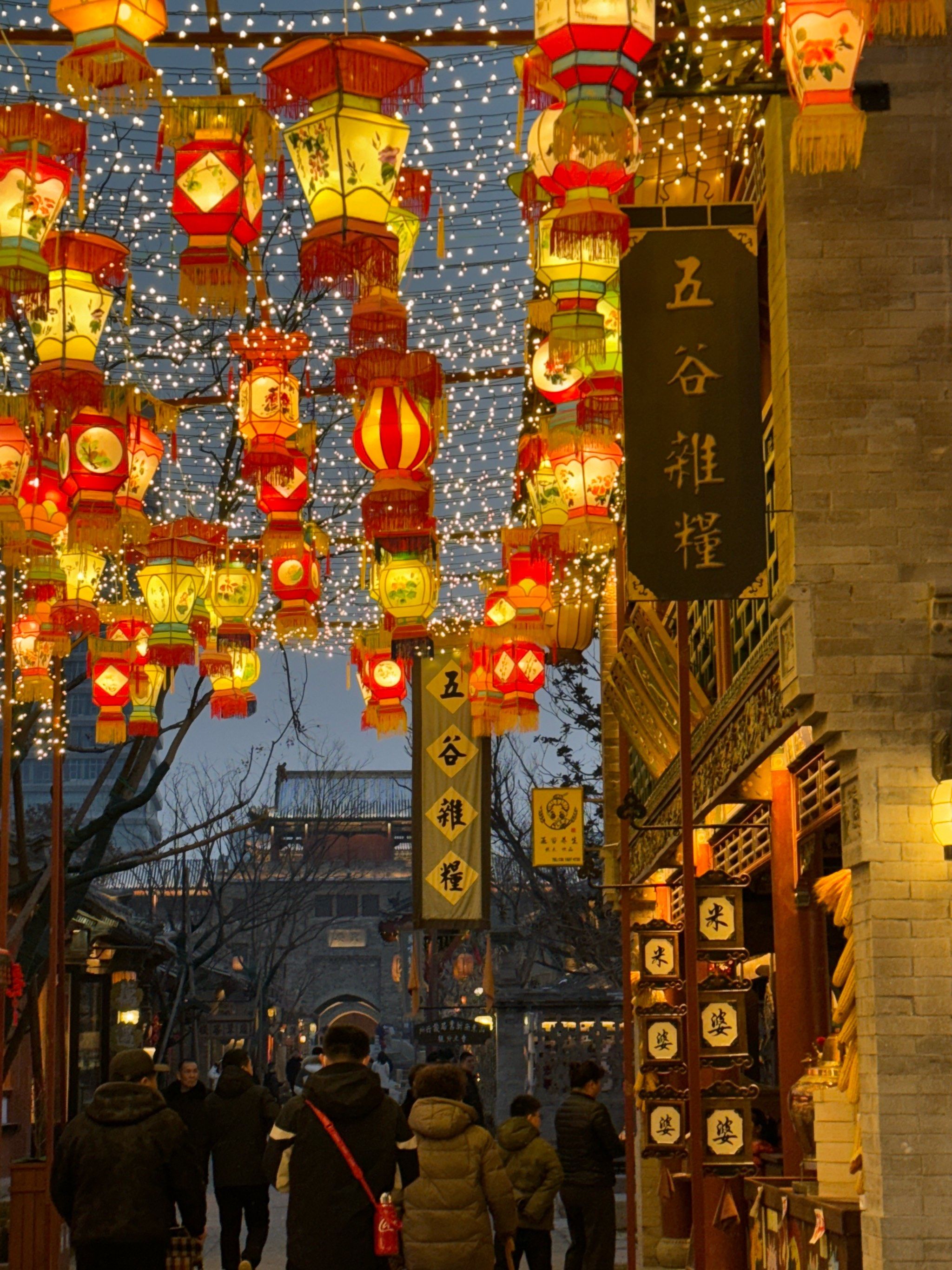 总要来章丘古城商夜景感受年的味道