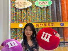 -m豆巧克力世界(上海世茂广场店)