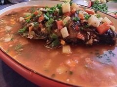 -拾光音乐餐酒吧(告庄星光夜市店)