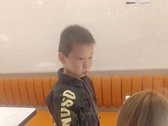 -享遇.锅姥姥牛排海鲜自助(小寨店)