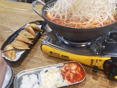 -吴草鸡爪오초닭발韩食堂(融恒盈嘉中心店)