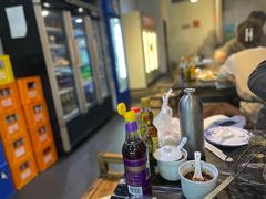 -小牛家村·贵州黄牛肉火锅(梦想小镇二分店)