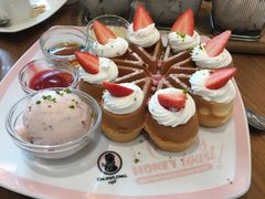 -Dazzling Cafe 蜜糖吐司专卖店
