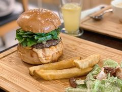 烧烤牛肉汉堡-KATCHUP