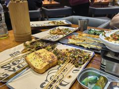 -路边羊烧烤酒场(宝带路店)