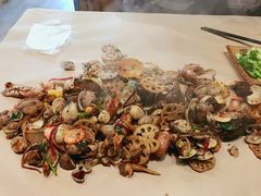 麻屋手抓海鲜-麻屋手抓海鲜(防城港总店)