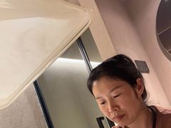 -灸春堂·艾灸·痛症·整脊连锁(之江银泰店)