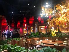 大堂-老滇山寨•云南特色菜•地方菜•民族风情歌舞表演(金碧店)