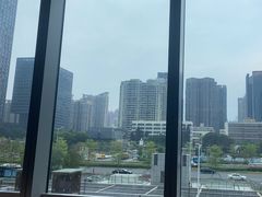 -大中华希尔顿酒店-念自助餐·嗨啤·小龙虾