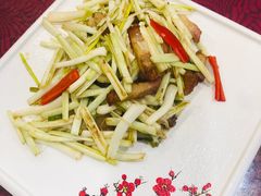 荞菜炒烧肉-大欢喜饭店(江怡路店)