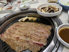 -韩香福烤肉庄园(荣成店)