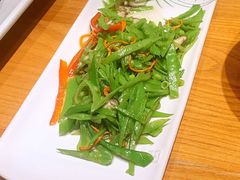 五彩花菇荷兰豆-云海肴·汽锅鸡·云南菜(广安门天虹店)