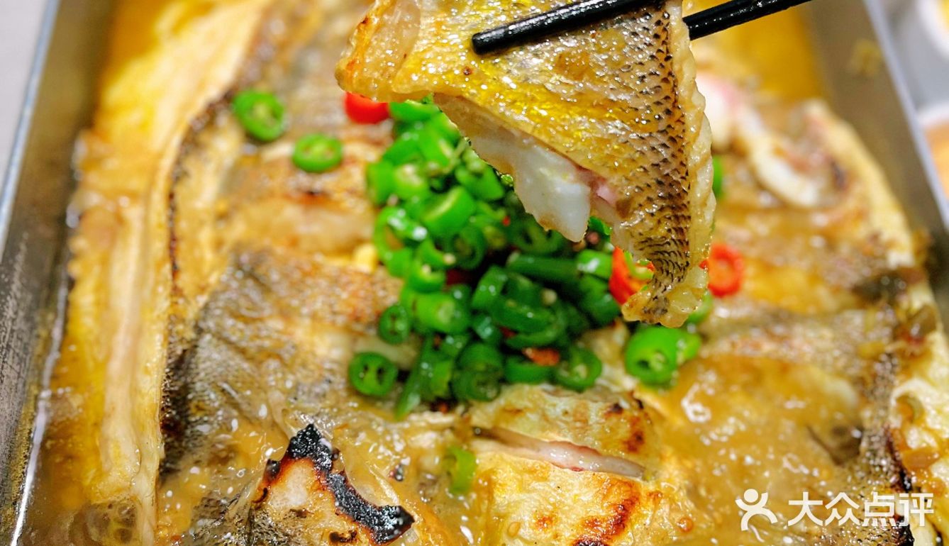 冲🦆，一定要吃的烤鱼来啦[调皮]