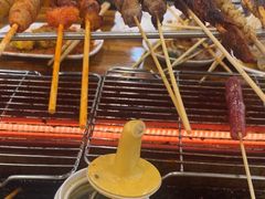 -哈尔滨小酒馆·鲜肉现穿自助烧烤(康新花园店)