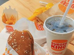 -汉堡王(颐和汇邻湾广场店)