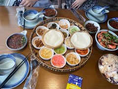 -包整·丝娃娃(一览甲秀楼风景店)