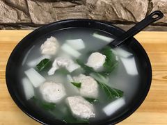 鱼丸鱼皮饺汤-汕尾小吃铜盘推(埔尾篮球场店)