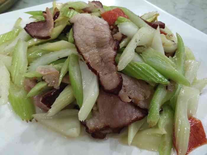 家常炒菜川菜-"今年中秋与国庆相遇在同一天,时逢佳节,家.