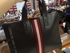 -广州周大福金融中心