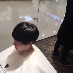 -侨治发型