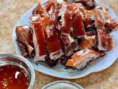 -黄记四更烤乳猪店