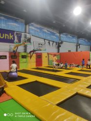 -飞跃蹦床乐园(南山科技园店)