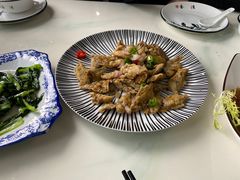 -七的湖·晚芳亭·阳澄湖农家菜·大闸蟹(莲花岛店)