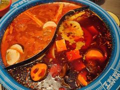 重庆红油经典鸳鸯锅-王歘歘·chuǎ火锅(五道营店)