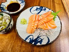 三文鱼刺身-黑门食堂