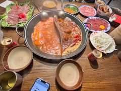 -萍姐火锅·公路夜市(武汉首店)