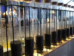 等位区-喜茶(上海正大广场店)